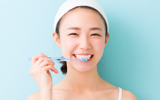 正しい歯磨きをする